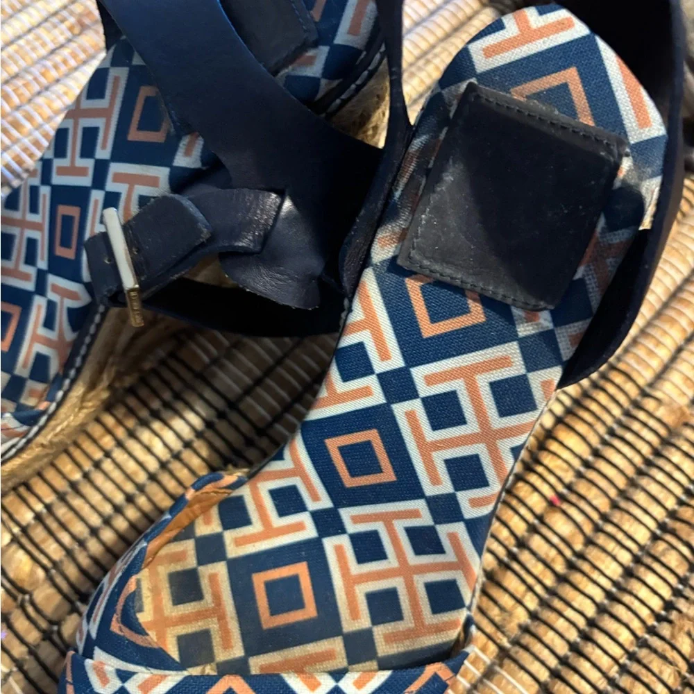 Tory Burch‎ Geometric Patterned Wedge Sandals size 8
